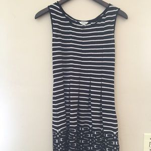 Classy summer dress- black and white stripes